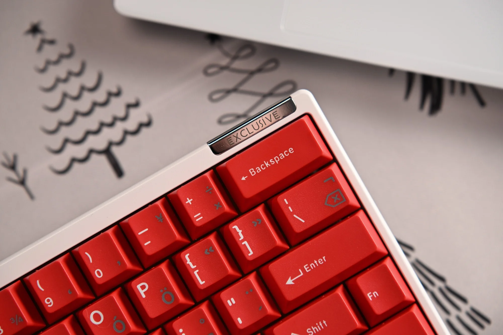 JTK R.W.G IRISH Cherry Profile ABS&PBT Doubleshot Keycap Set - Image 5